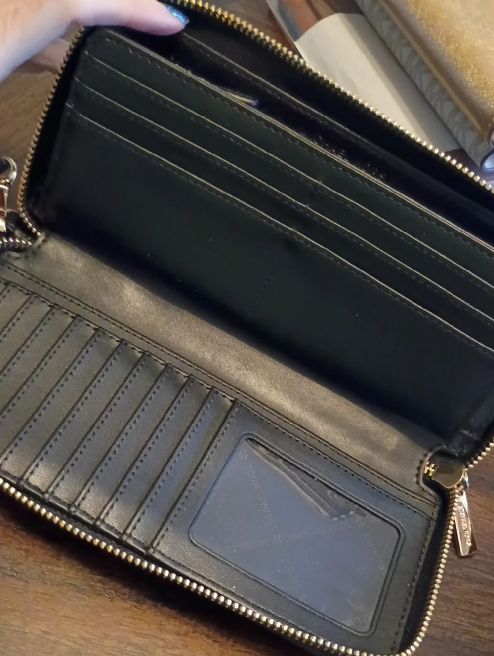 Michael Kors Black Leather large Wristlet Wallet organizer